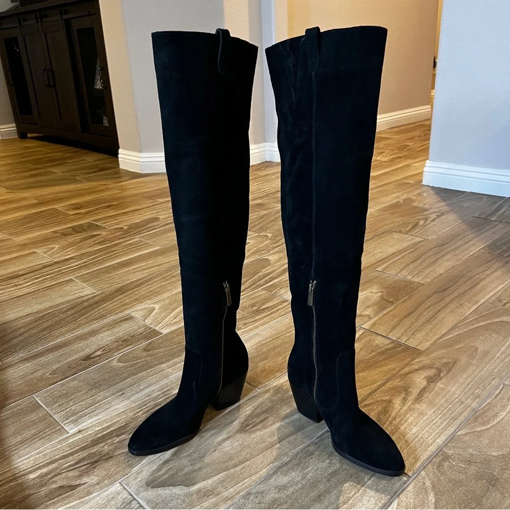 MICHAEL MICHAEL KORS NWOB Harlow suede knee high boots SIZE 5.5
